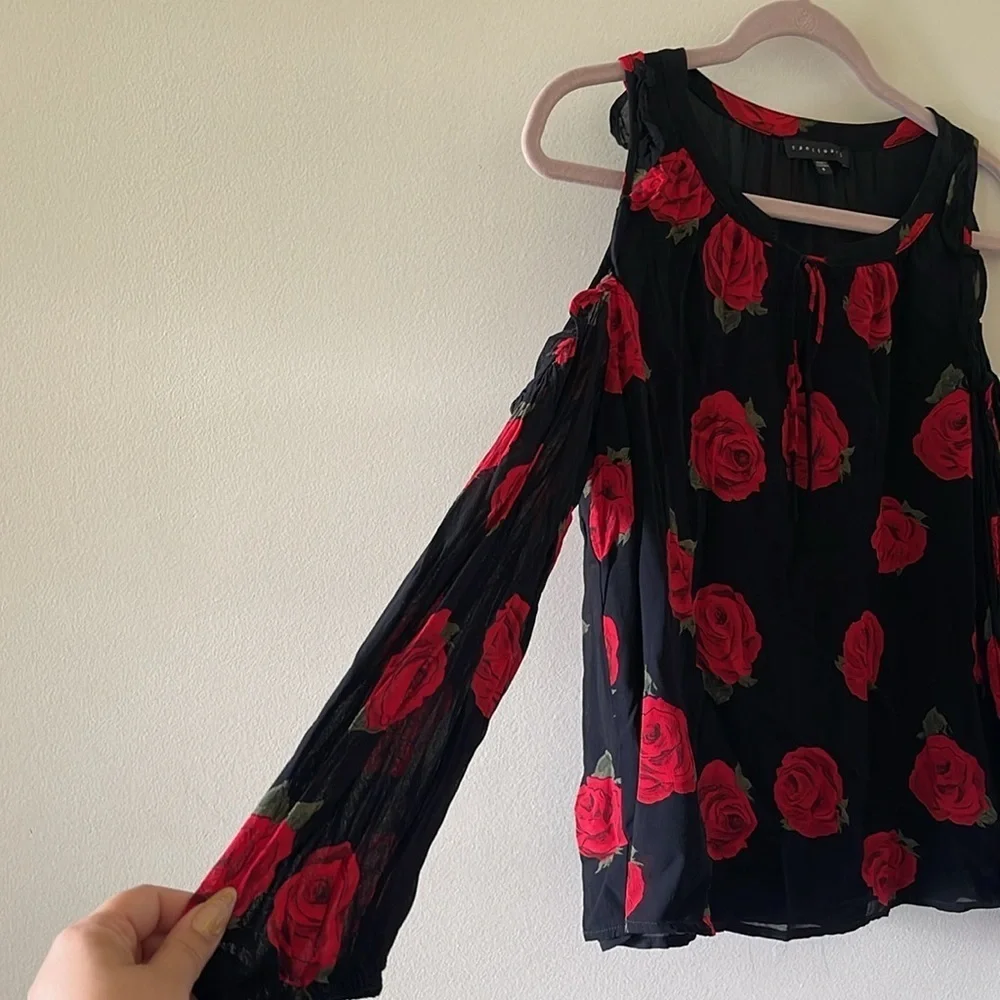 Sanctuary Blaire Rose print cold shoulder top SZ S - Picture 4 of 6